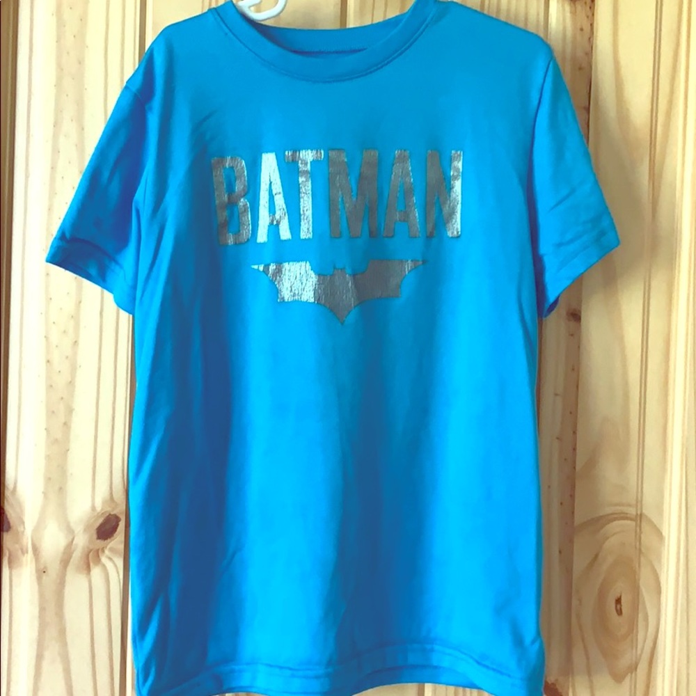 Boys UA shirt